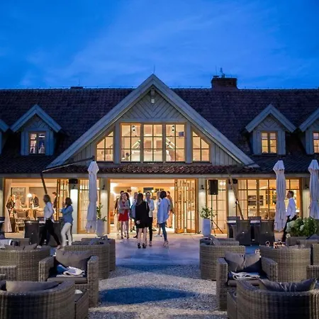 Posiadlosc Wiejska I Ogrody Acqua Di Rosa Zameczek