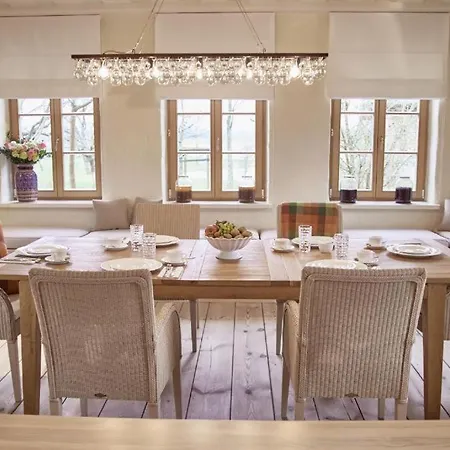 Posiadlosc Wiejska I Ogrody Acqua Di Rosa Zameczek