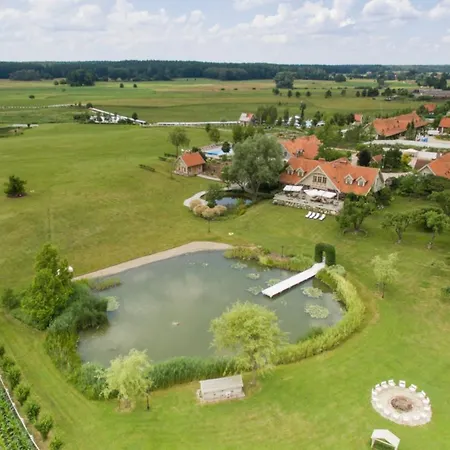 Posiadlosc Wiejska I Ogrody Acqua Di Rosa
